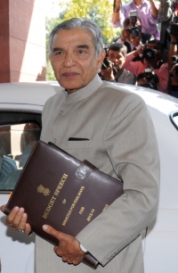 Arriving at Parliament House to present the Rail Budget 2013-14, in New Delhi on February 26, 2013.